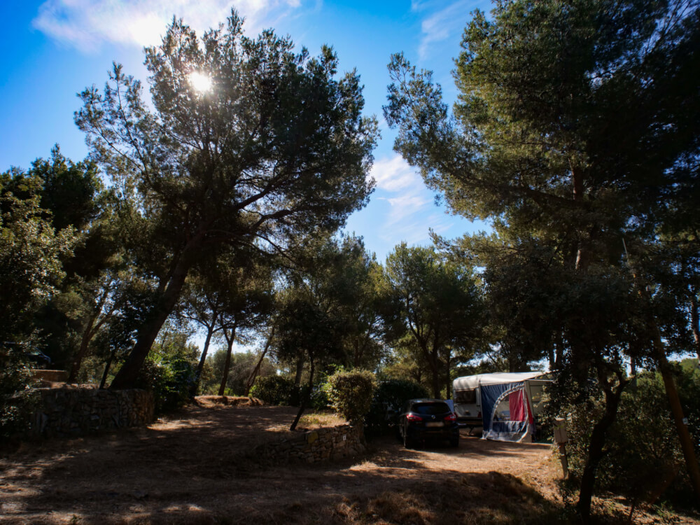 Emplacement camping car Premium à Saint Cyr sur Mer